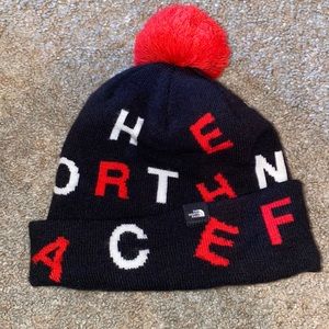 The north face youth Pom hat